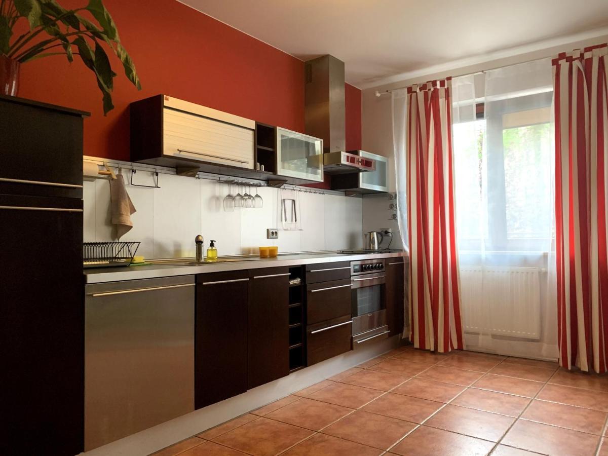 Apartament Charlotte Q4Apartments Гданск Екстериор снимка
