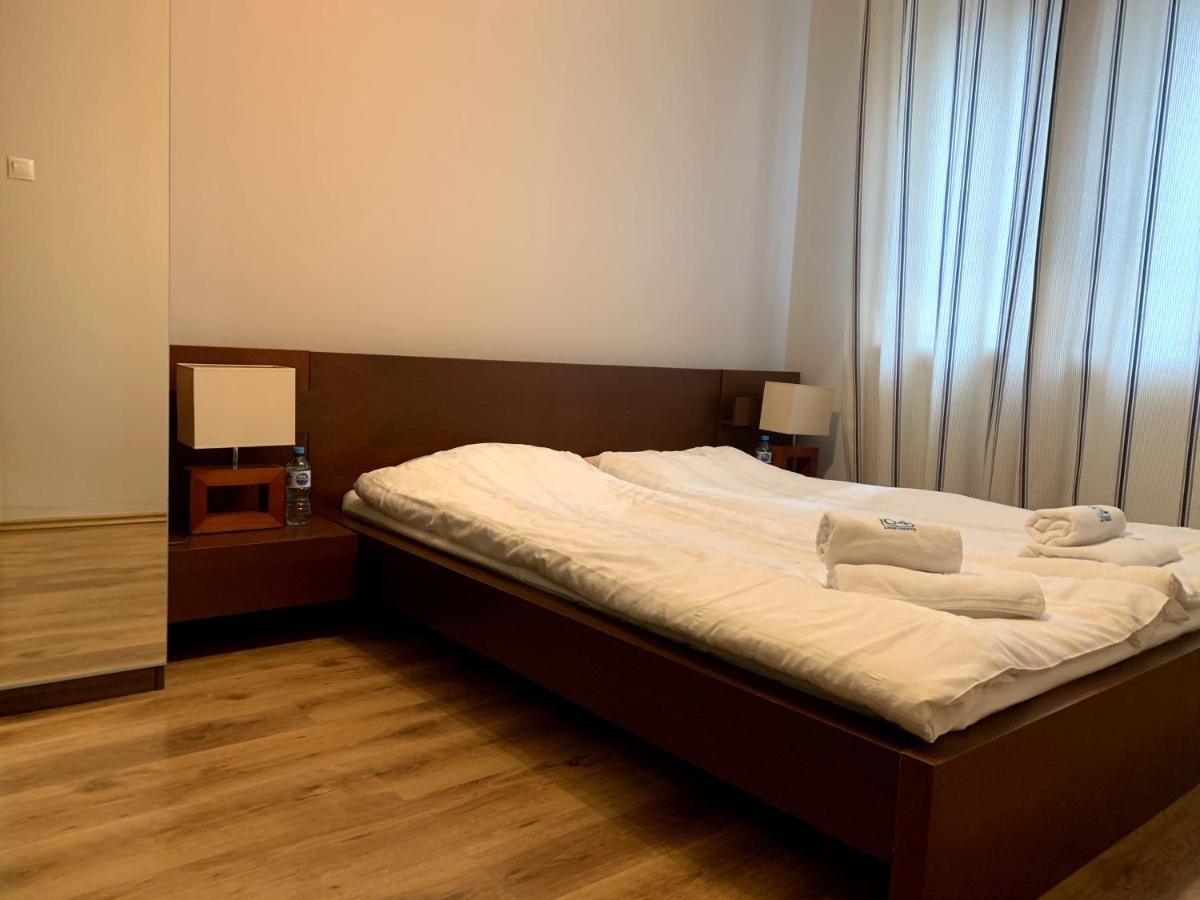 Apartament Charlotte Q4Apartments Гданск Екстериор снимка